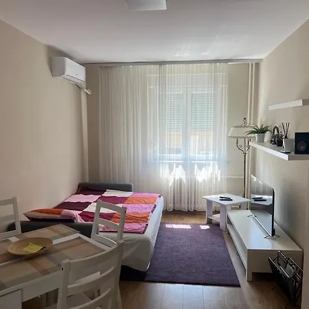 Td Center Apartman